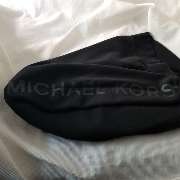 Michael Kors Lightweight Zip Front Fleece - Picture 3 of 6